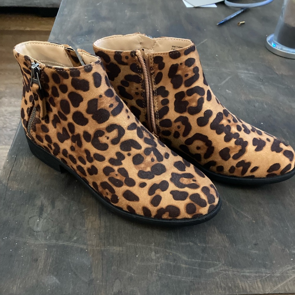NWOT Leopard Print Booties with Zipper Detail